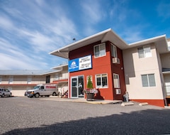 Khách sạn Rodeway Inn & Suites (Kamloops, Canada)
