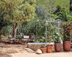 Koko talo/asunto Family Friendly Authentic Farmhouse With Large Pool And License (Ibiza, Espanja)