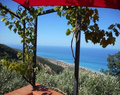 Cijela kuća/apartman Villa with sea view for rest and relax, short drive to the beach (Belmonte Calabro, Italija)