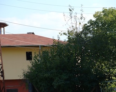 Otel Dom Doktor Tsуrov (Apriltsi, Bulgaristan)