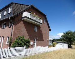 Tüm Ev/Apart Daire Bright, Friendly 60 Sqm Apartment With Balcony (Burscheid, Almanya)