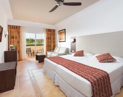 Khách sạn Hotel Riu Funana - All Inclusive 24h (Santa Maria, Cape Verde)