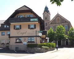 Otel Engel (Bühlertal, Almanya)