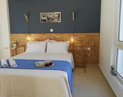 Otel Adhili Residence (Adele, Yunanistan)