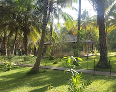 Khách sạn Sindola Safari Lodge (Banjul, The Gambia)