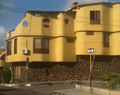 Hostelli Hostal North Seymour (Puerto Ayora, Ecuador)