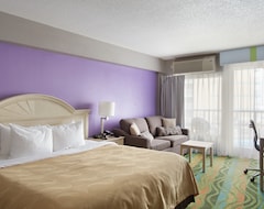 Hotel Quality Inn & Suites Oceanfront (Virginia Beach, USA)