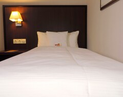 Khách sạn Hotel Motel Plus Frankfurt am Main (Frankfurt, Đức)