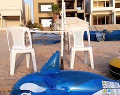 Khách sạn Baitakhairan Beach House Chalet (Kuwait, Kuwait)