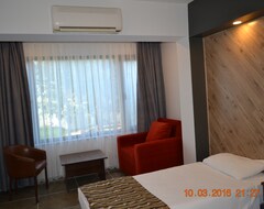 Kum Hotel (Çanakkale, Turkey)