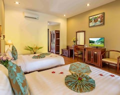 Hotel Tropical Beach Hoi An Resort (Hoi An, Vijetnam)