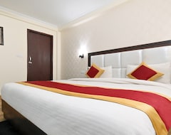 Hotel Lazeeno (Faridabad, India)