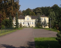 Khách sạn Schloss Nordland (Dummerstorf, Đức)