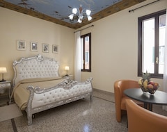 Bed & Breakfast Casa Del Melograno (Venecia, Italia)
