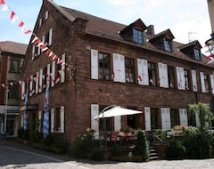 Khách sạn Frankischer Gasthof-Hotel Zum Koppen (Gemünden am Main, Đức)