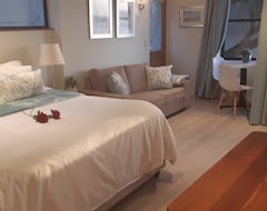 Hotel 185 on Beach Boutique Suites and Apartments (Gordons Bay, South Africa)