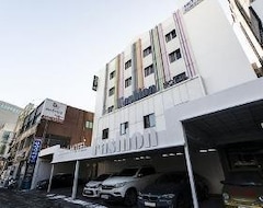 Anyang Hotel Fashion (Anyang, Güney Kore)