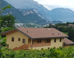 Otel Agriturismo Al Maniero (Trento, İtalya)