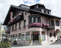 Khách sạn Hotel Fischer (St. Johann, Áo)