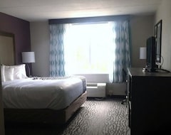 Hotel Express Inn At Sturbridge (Sturbridge, Sjedinjene Američke Države)
