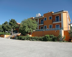 Hotel Pozzo Cavo (San Giovanni Rotondo, Italy)