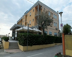 Hotel Umberto (Rosolina, Italien)