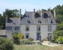 Hotel Château de Launay Blot (Baguer-Morvan, France)