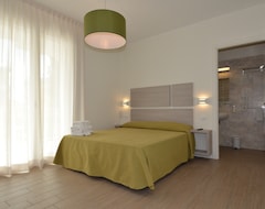 Khách sạn Hotel Riva E Mare (Rimini, Ý)