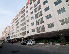 Khách sạn Centric Place Hotel (Bangkok, Thái Lan)