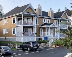 Entire House / Apartment Condo Lac Archambault 312 (Saint-Donat, Canada)