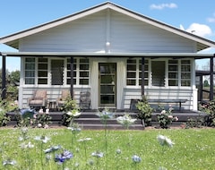 Toàn bộ căn nhà/căn hộ The Paeroa Bungalow.. (Paeroa, New Zealand)