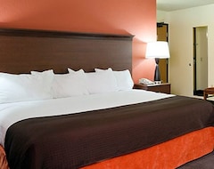 Hotel Americinn & Suites - River Front (International Falls, USA)