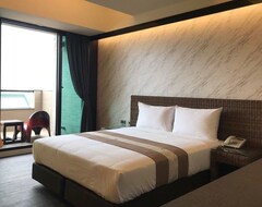 Hotel Move Resort & Spa (Tainan, Taiwan)