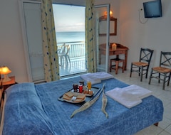 Hotel Filoxenia Beach (Planos-Tsilivi, Greece)