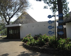 Hotelli Azambezi River Lodge (Victoria Falls, Zimbabwe)