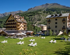 Hotelli Hotel Sant'Orso & Beauty Spa LeBois (Cogne, Italia)