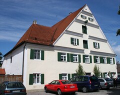 Khách sạn Gasthof Adler (Zusmarshausen, Đức)