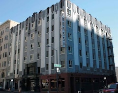 The Embassy Hotel (San Francisco, USA)