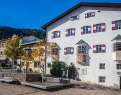 Otel Ansitz Kandelburg (Mühlbach, İtalya)