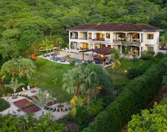 Lomakeskus Villa Buena Onda All-Inclusive Micro Resort (Playa Hermosa, Costa Rica)