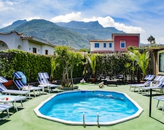 Hotel Residence Arco D'oro (Forio, Italy)