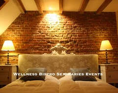 Khách sạn Horenbecca Bistro & Wellness (Horebeke, Bỉ)