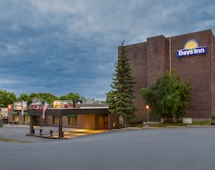 Khách sạn Days Inn & Conference Centre by Wyndham Renfrew (Renfrew, Canada)