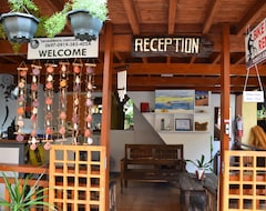 Khách sạn Roy's Rendezvous Boracay (Balabag, Philippines)