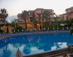 Hotel Caesar Palace (Giardini-Naxos, Italia)