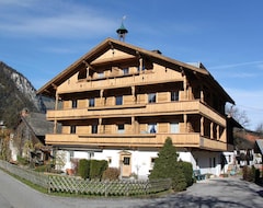 Otel Landhaus Eberler (Mayrhofen, Avusturya)