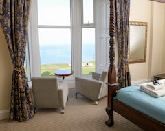 Riviera Guesthouse (Whitby, United Kingdom)