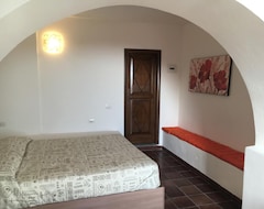 Koko talo/asunto Montemarcello Room And Bathroom (Ameglia, Italia)