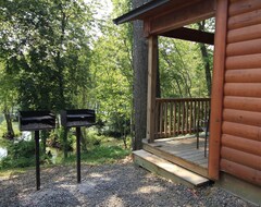 Entire House / Apartment Riverfront Cabin, Perfect For A Family Getaway (Heber Springs, USA)