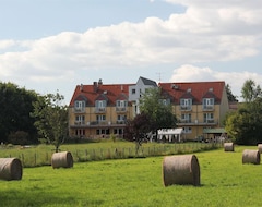 Khách sạn Landhotel Loewenbruch (Ludwigsfelde, Đức)